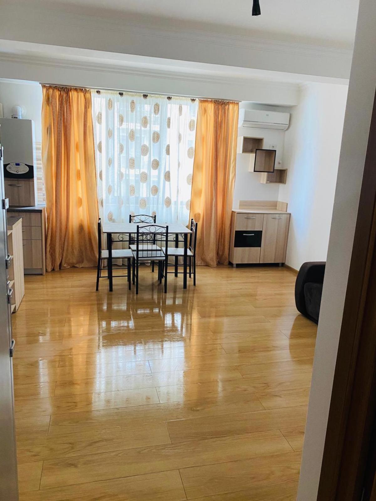 Solid Apartments 마마이아 외부 사진
